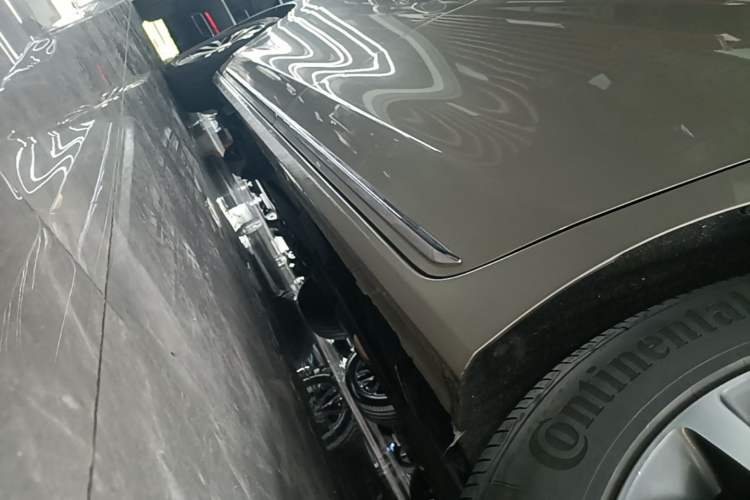 Used Buick GL8 2023 ES Lu Zun Comfort Model Left Side Sill