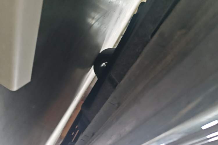 Used Buick GL8 2023 Land Executive Class Smart Enjoyment Model Left Side Sill