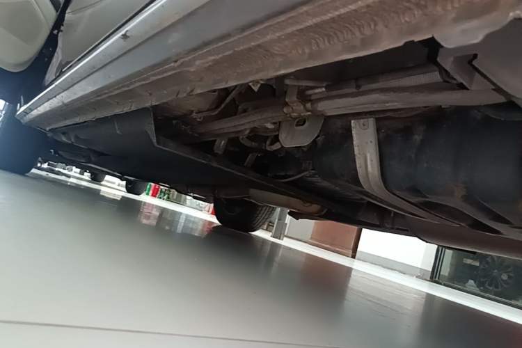 Used Buick GL8 2023 Land Executive Class Smart Enjoyment Model Left Side Sill