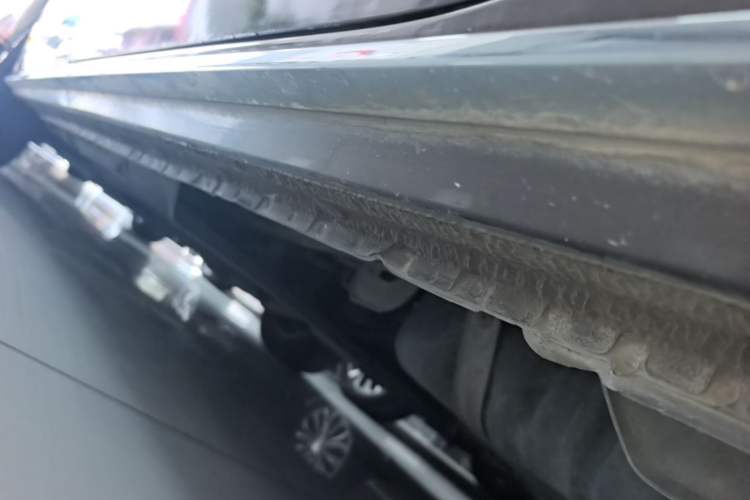 Used Buick GL8 2023 Facelifted Land Cruiser Executive Luxury Version Left Side Sill