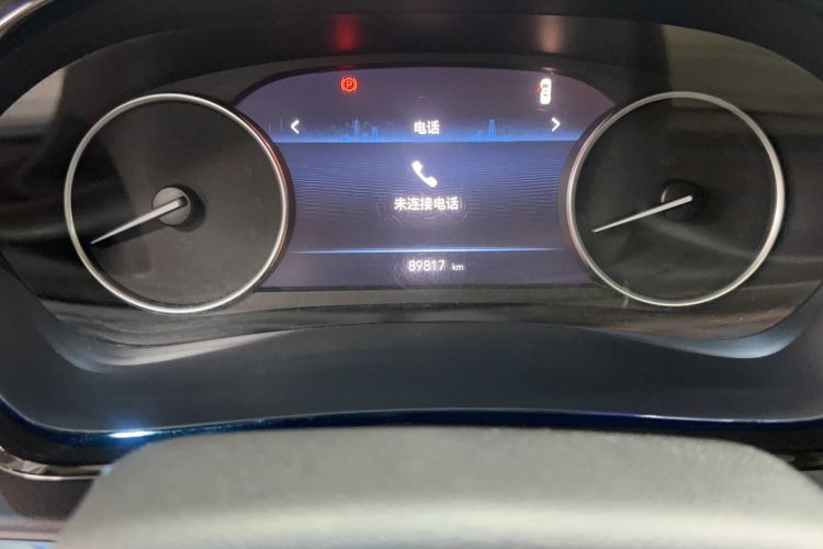 Used Buick GL8 2023 Facelifted Land Cruiser Executive Luxury Version Odometer Close Up