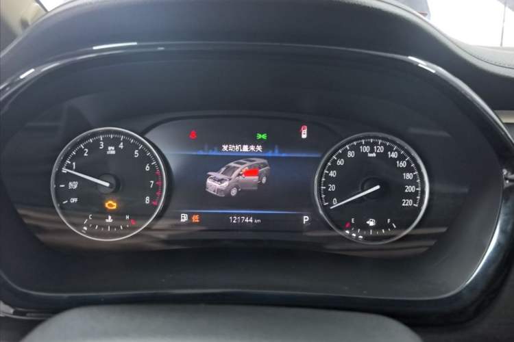 Used Buick GL8 2023 Facelifted Land Cruiser Executive Luxury Version Odometer Close Up