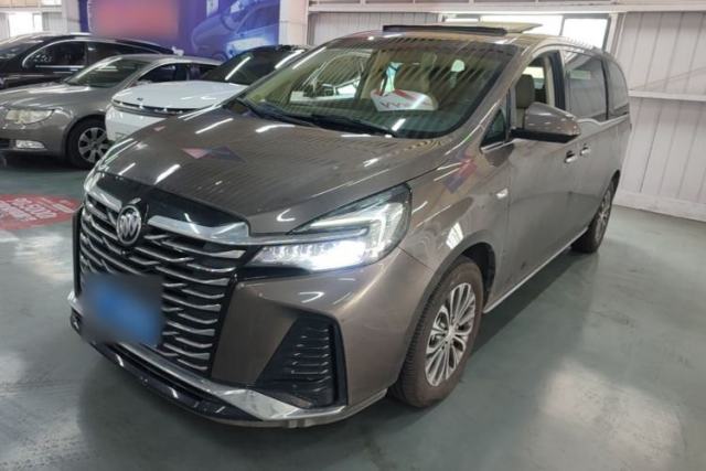 Ojetý Buick GL8 2023 Facelifted Land Cruiser Executive Luxury Version