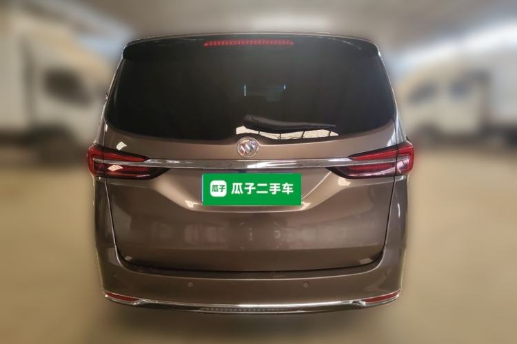 Used Buick GL8 2023 Facelifted Land Cruiser Executive Luxury Version Rear