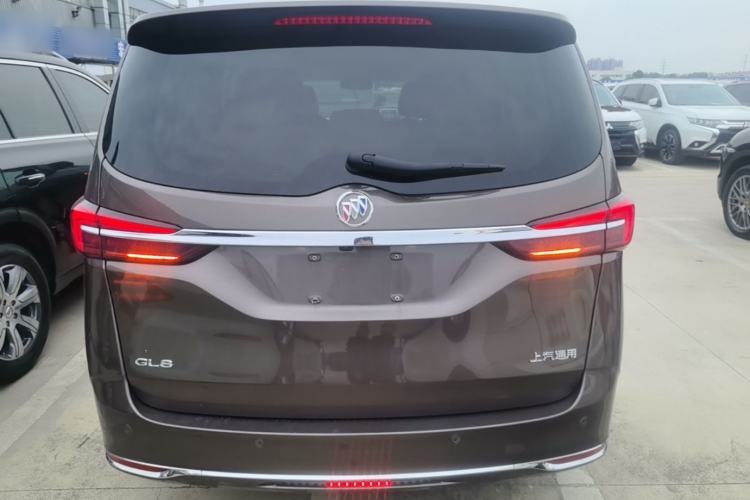 Used Buick GL8 2023 Facelifted Land Cruiser Executive Luxury Version Rear
