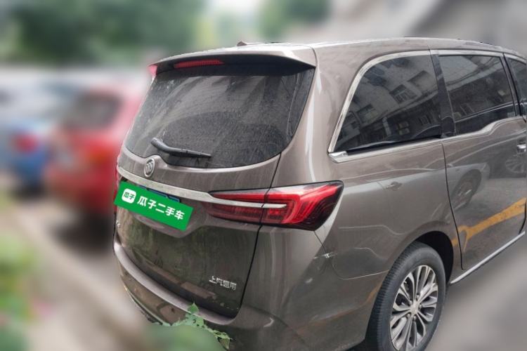 Used Buick GL8 2023 Facelifted Land Cruiser Executive Luxury Version Rear
