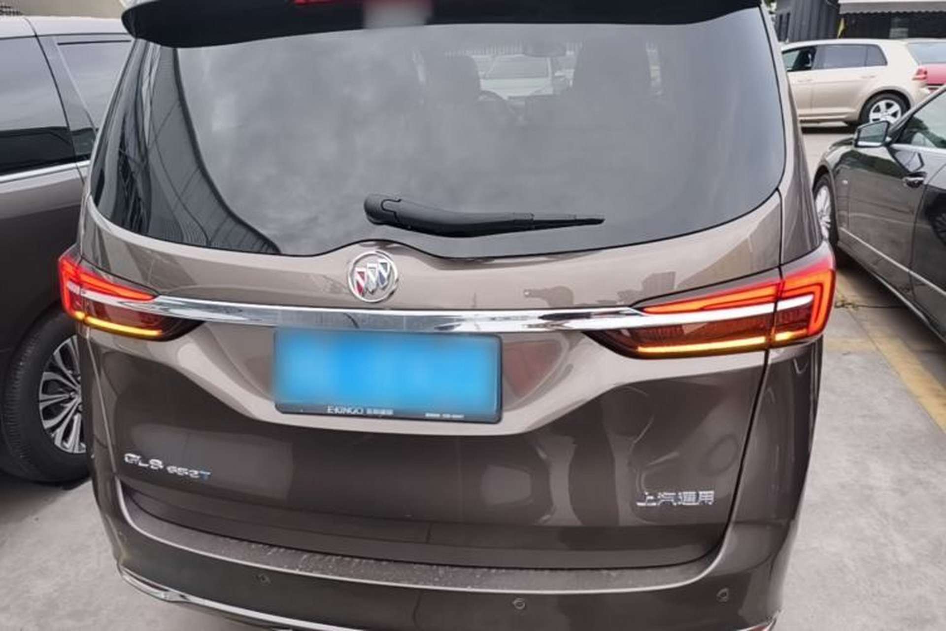 Used Buick GL8 2023 Land Executive Class 652T Luxury Model Rear