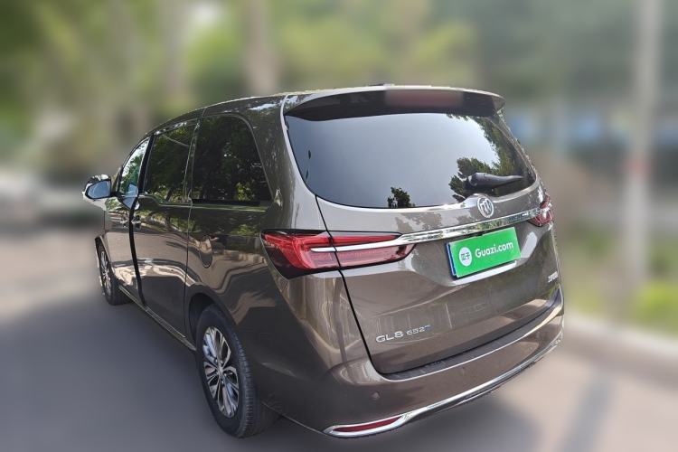 Used Buick GL8 2023 Land Executive Class 652T Luxury Model Rear Left 45 Deg