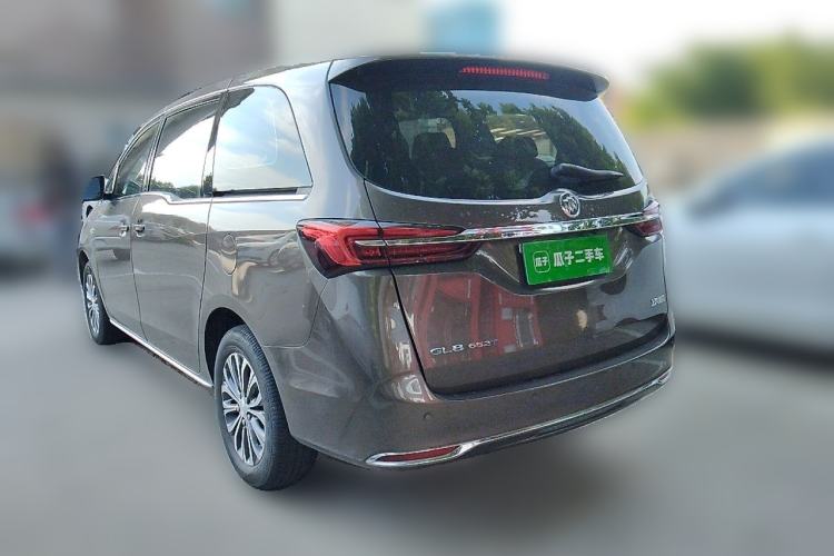 Used Buick GL8 2023 Land Executive Class Comfort Model Rear Left 45 Deg