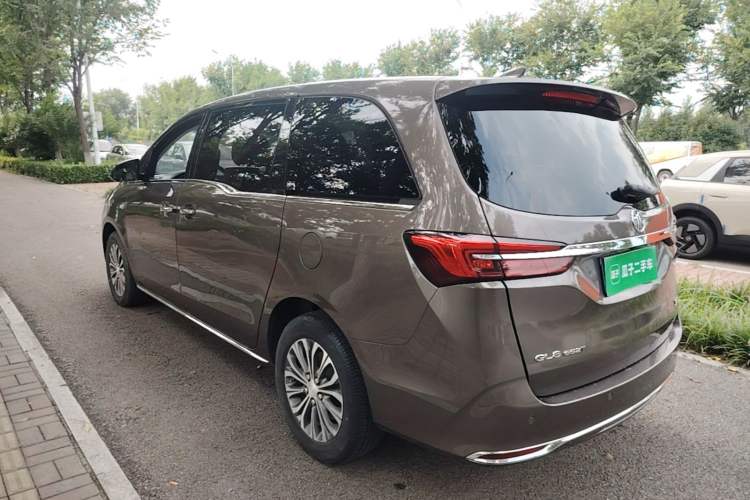 Used Buick GL8 2023 Land Executive Class 652T Luxury Model Rear Left 45 Deg