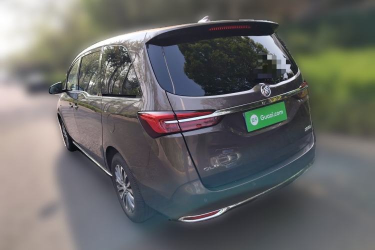 Used Buick GL8 2023 Facelifted Land Cruiser Executive Luxury Version Rear Left 45 Deg