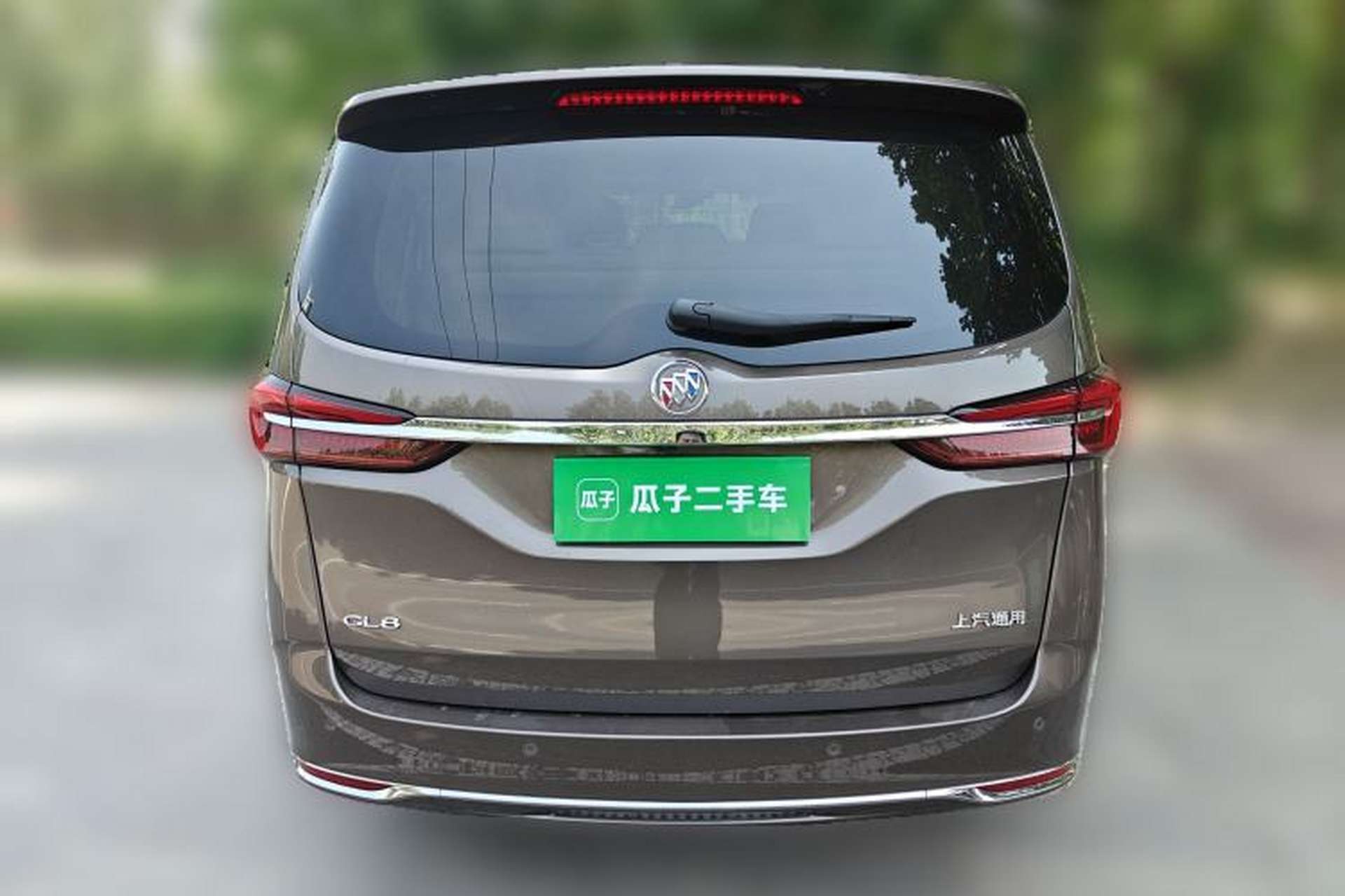 Used Buick GL8 2023 Facelifted Land Cruiser Executive Luxury Version Rear