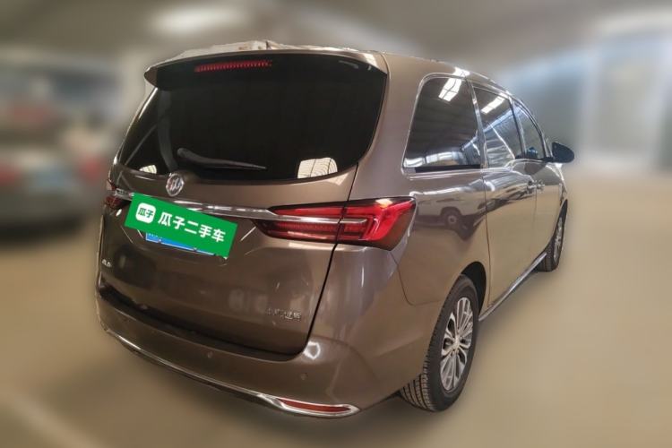 Used Buick GL8 2023 Facelifted Land Cruiser Executive Luxury Version Rear Right 45 Deg