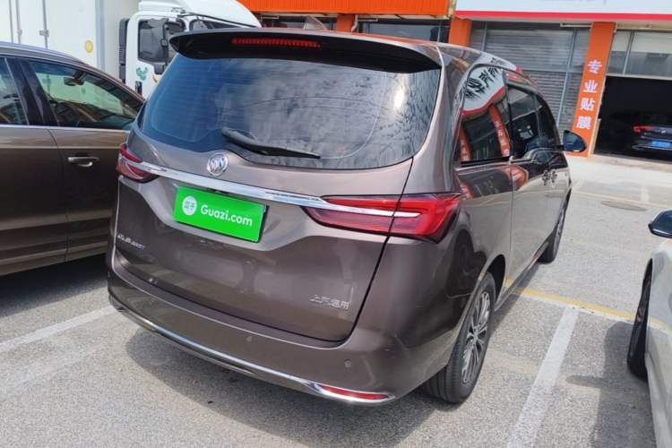 Used Buick GL8 2023 Land Executive Class Smart Enjoyment Model Rear Right 45 Deg