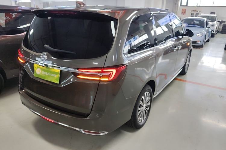 Used Buick GL8 2023 Land Business Class Smart Deluxe Model Rear Right 45 Deg