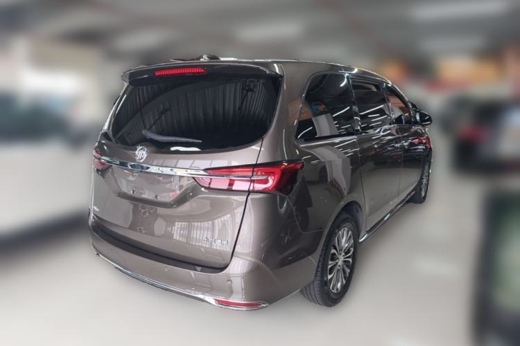 Used Buick GL8 2023 Facelifted Land Cruiser Executive Luxury Version Rear Right 45 Deg