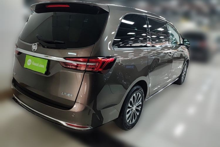 Used Buick GL8 2023 Facelifted Land Cruiser Executive Luxury Version Rear Right 45 Deg