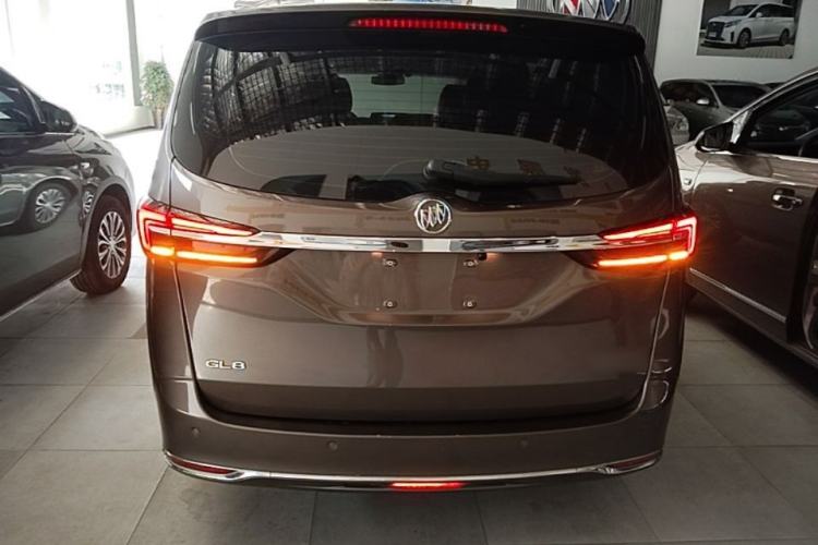 Used Buick GL8 2023 Land Executive Class Comfort Model Rear