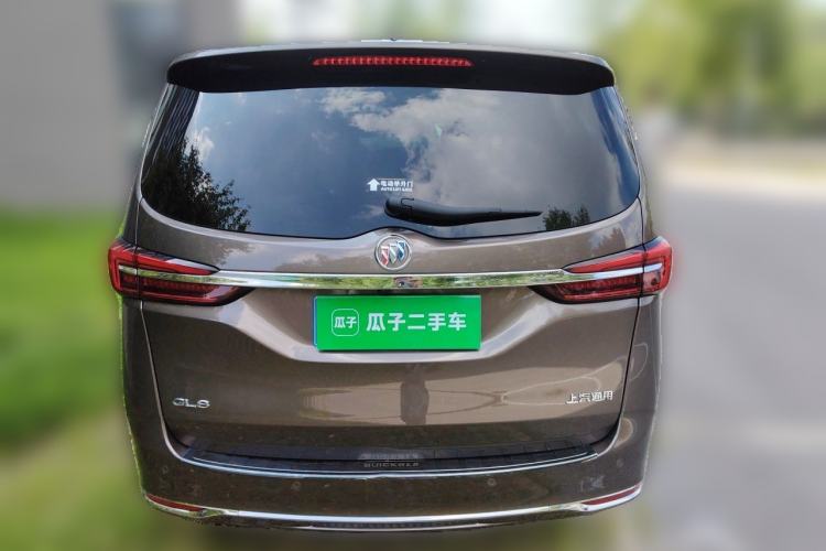 Used Buick GL8 2023 Facelifted Land Cruiser Executive Luxury Version Rear