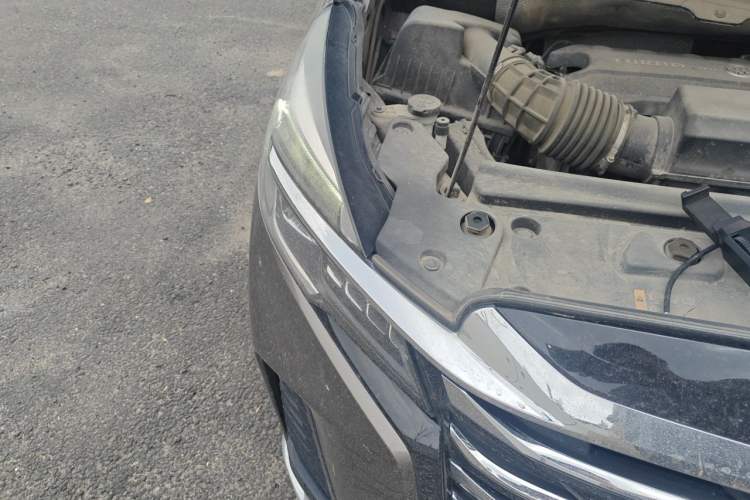 Used Buick GL8 2023 Land Executive Class Comfort Model Right Front Headlight
