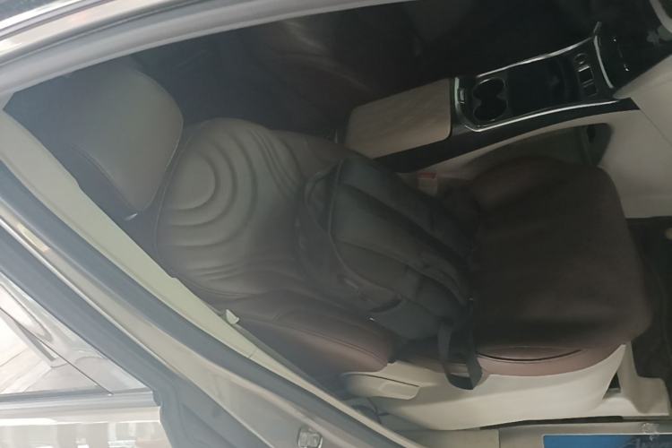 Used Buick GL8 2023 ES Lu Zun Comfort Model Right Front Seat