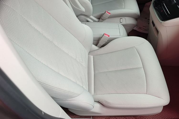 Used Buick GL8 2023 Land Executive Class Comfort Model Right Front Seat
