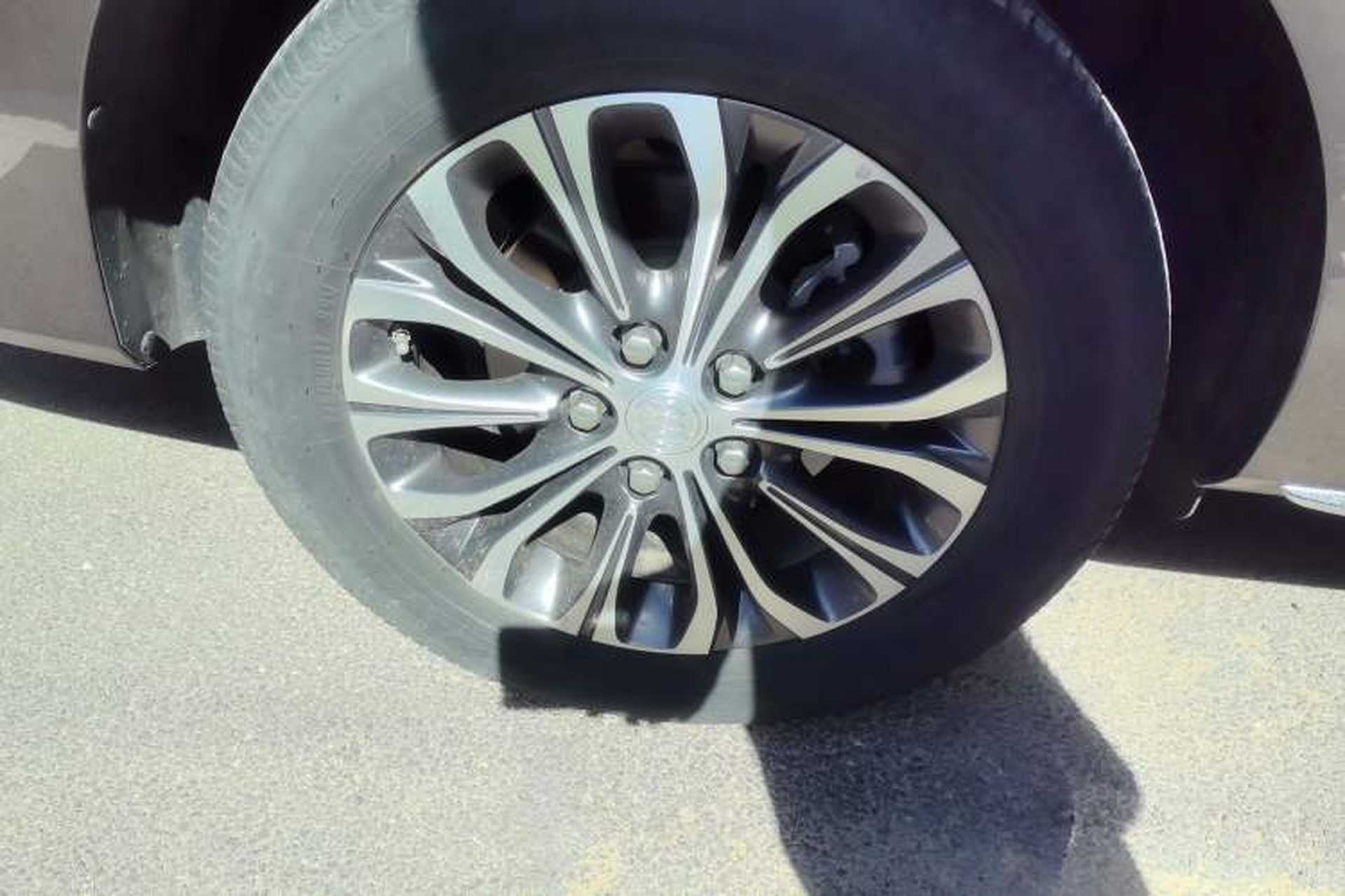 Used Buick GL8 2023 Land Executive Class Smart Enjoyment Model Right Front Wheel Hub