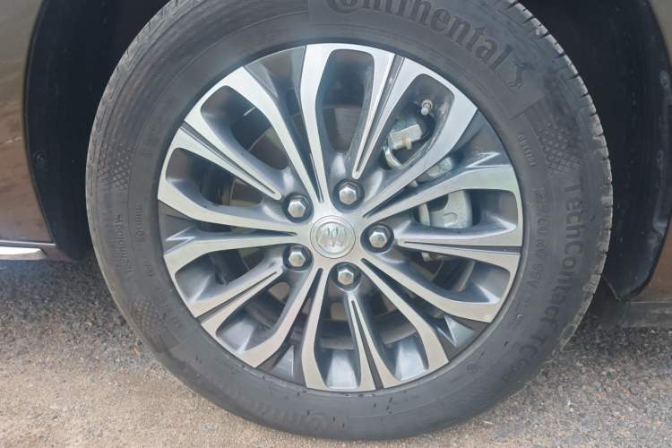 Used Buick GL8 2023 Land Executive Class Smart Enjoyment Model Right Front Wheel Hub