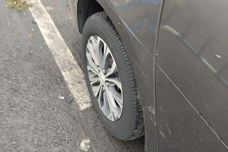 Used Buick GL8 2023 Land Executive Class Smart Enjoyment Model Right Rear Wheel Hub