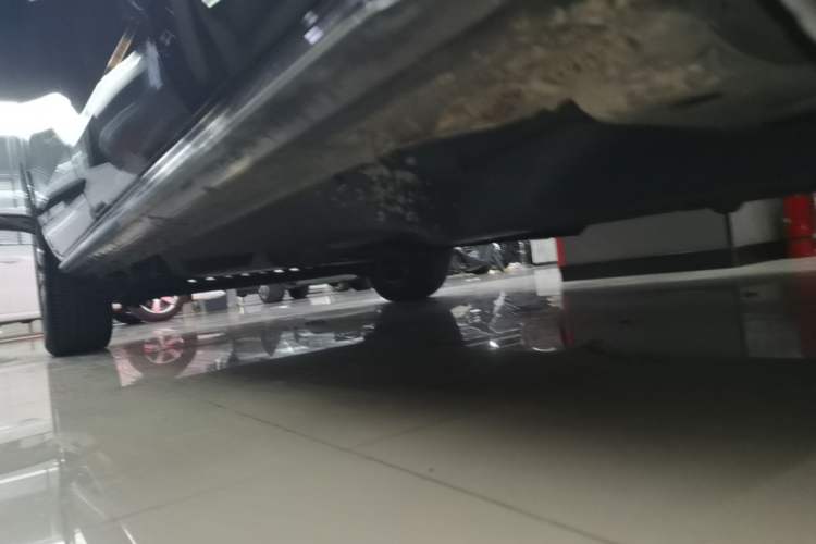 Used Buick GL8 2023 Land Executive Class Smart Enjoyment Model Right Side Sill