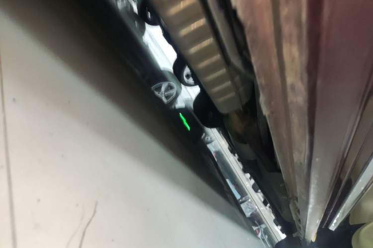 Used Buick GL8 2023 ES Lu Zun Deluxe Model Right Side Sill