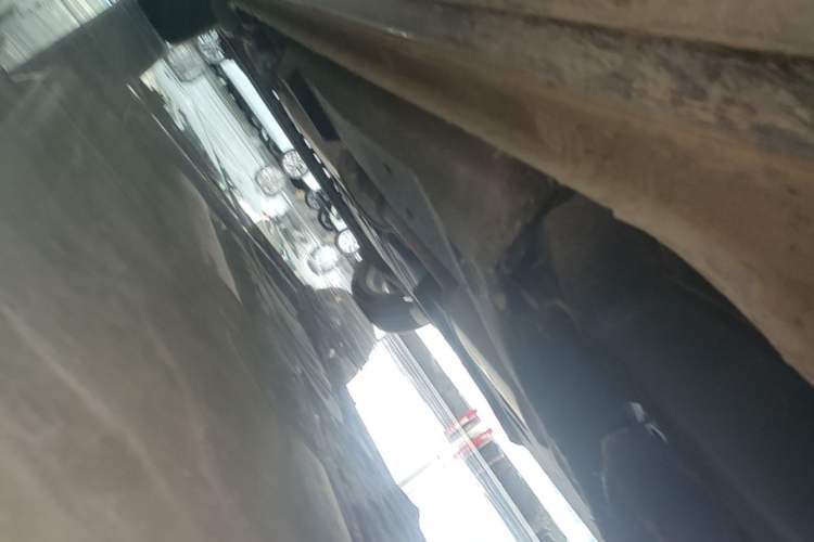 Used Buick GL8 2023 Land Executive Class Smart Enjoyment Model Right Side Sill