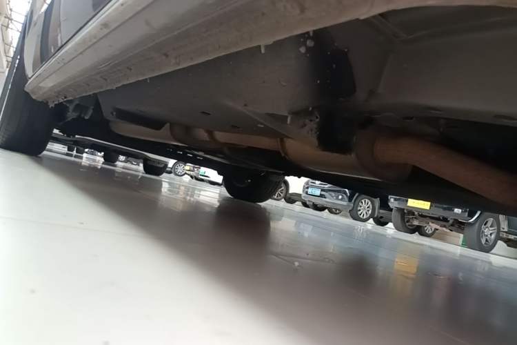 Used Buick GL8 2023 Land Executive Class Smart Enjoyment Model Right Side Sill