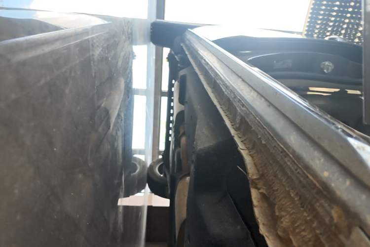 Used Buick GL8 2023 Land Executive Class Smart Enjoyment Model Right Side Sill