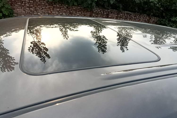 Used Buick GL8 2023 Land Business Class Smart Deluxe Model Roof