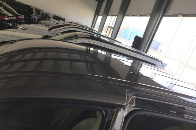 Used Buick GL8 2023 Land Executive Class Comfort Model Roof
