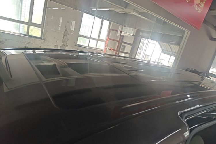 Used Buick GL8 2023 Facelifted Land Cruiser Executive Luxury Version Roof