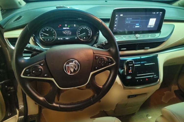 Used Buick GL8 2023 Facelifted Land Cruiser Executive Luxury Version Steering Wheel