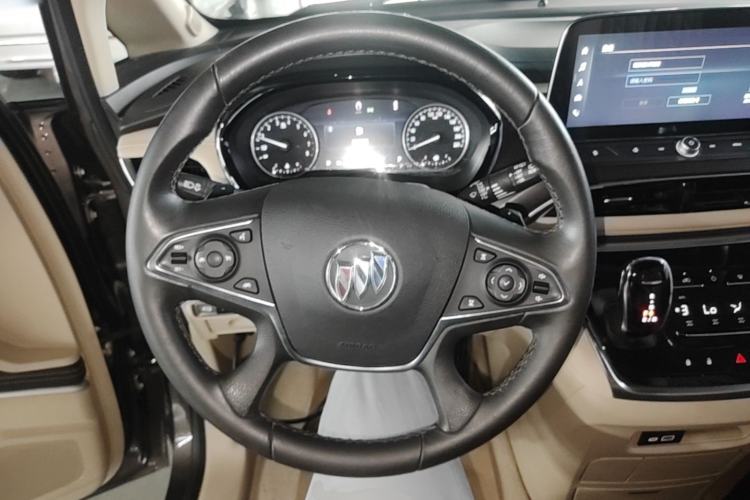 Used Buick GL8 2023 Land Executive Class 652T Luxury Model Steering Wheel