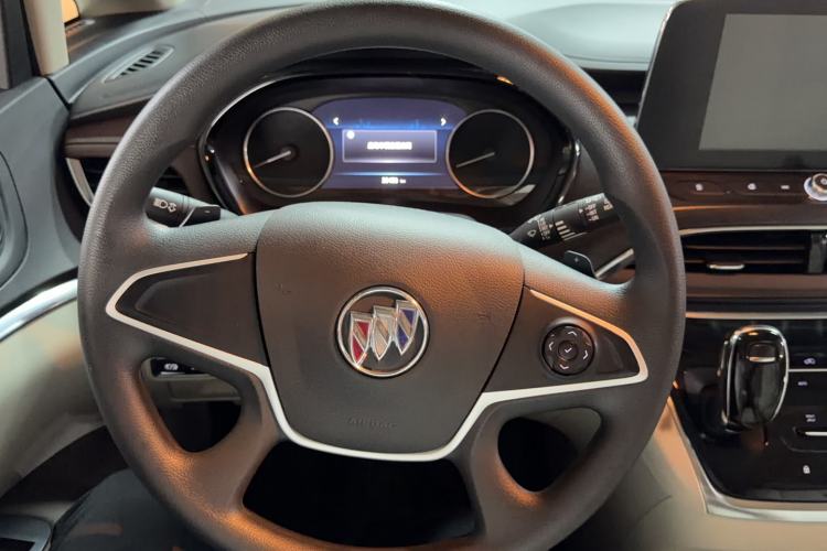 Used Buick GL8 2023 Land Executive Class Comfort Model Steering Wheel