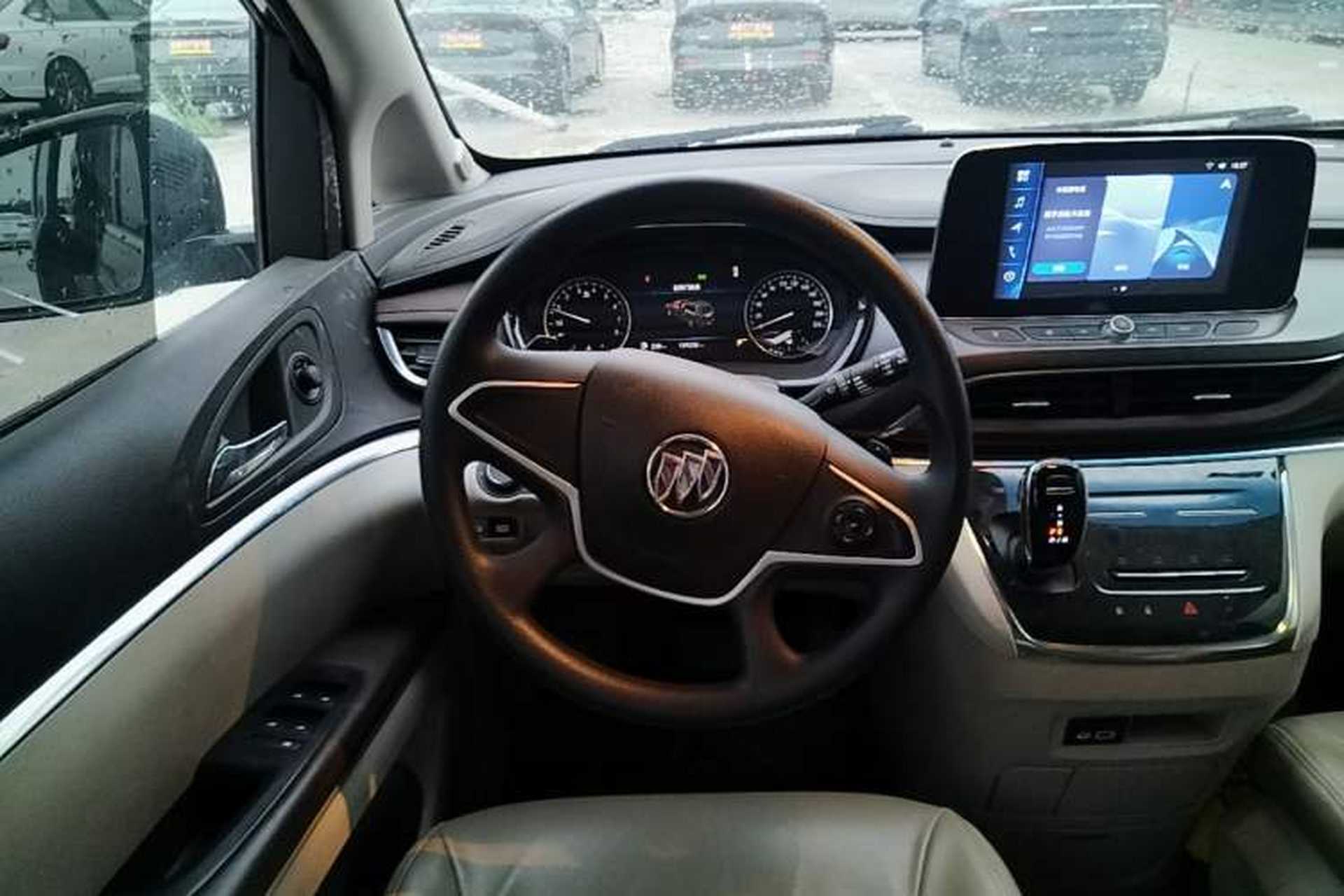 Used Buick GL8 2023 Land Executive Class Comfort Model Steering Wheel