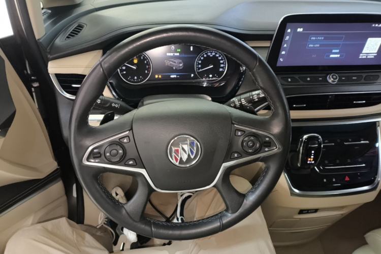Used Buick GL8 2023 Land Executive Class 652T Luxury Model Steering Wheel
