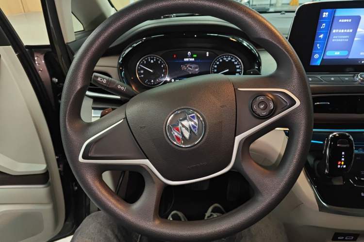 Used Buick GL8 2023 Land Executive Class Comfort Model Steering Wheel