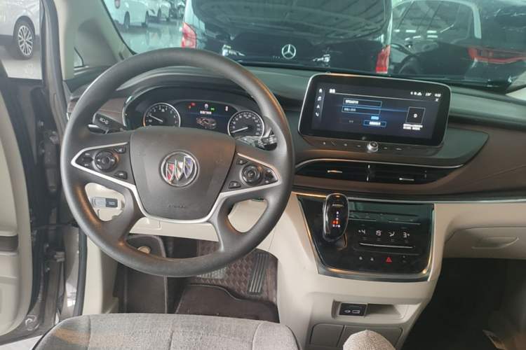Used Buick GL8 2023 Land Executive Class Smart Enjoyment Model Steering Wheel