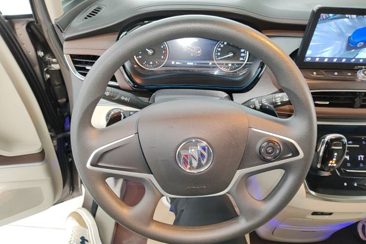 Used Buick GL8 2023 Land Executive Class Comfort Model Steering Wheel