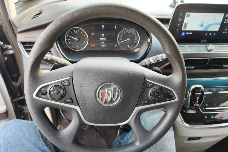 Used Buick GL8 2023 Land Executive Class Smart Enjoyment Model Steering Wheel