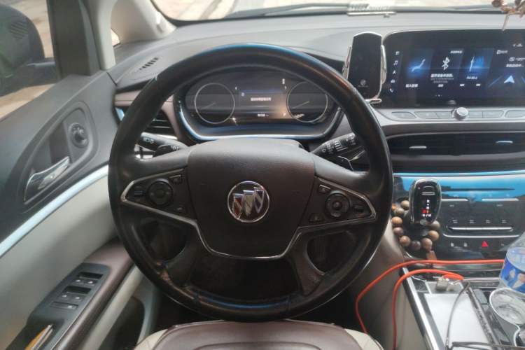 Used Buick GL8 2023 Land Executive Class 652T Luxury Model Steering Wheel
