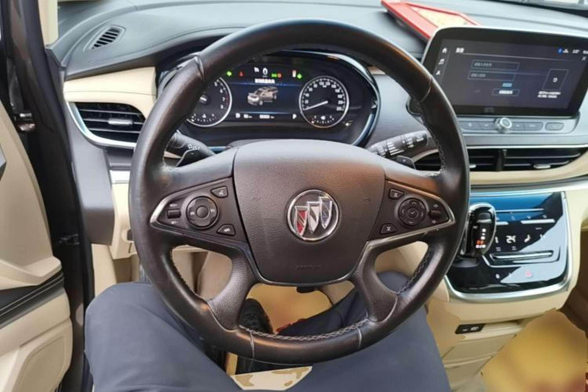 Used Buick GL8 2023 Land Executive Class 652T Luxury Model Steering Wheel