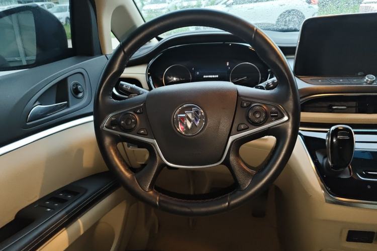 Used Buick GL8 2023 Land Executive Class 652T Luxury Model Steering Wheel