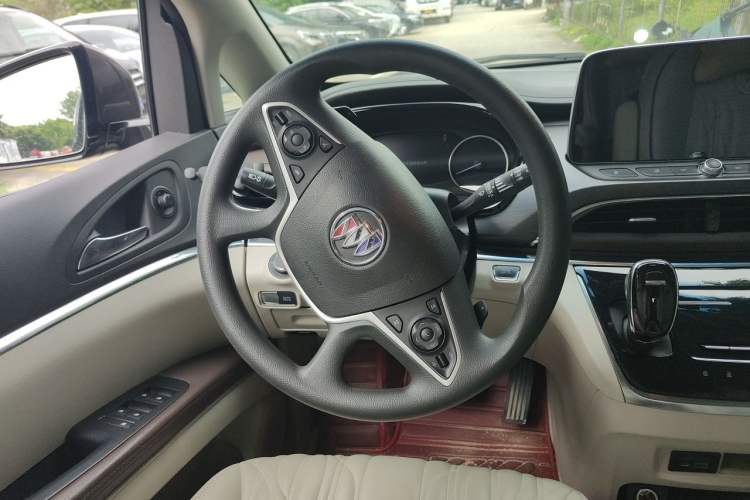 Used Buick GL8 2023 Land Executive Class Smart Enjoyment Model Steering Wheel